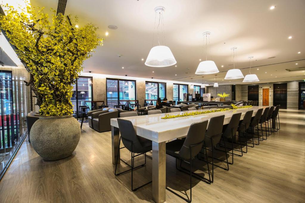新驛旅店 - 復興北路店餐廳或用餐的地方