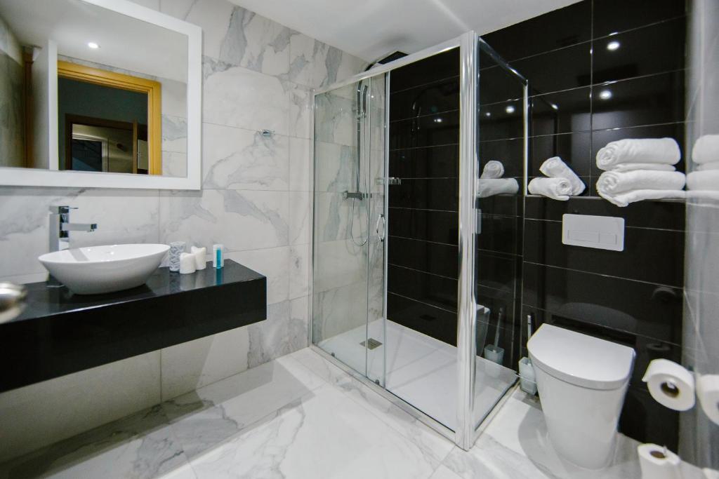 Koupelna v ubytování Qbic City Hotel