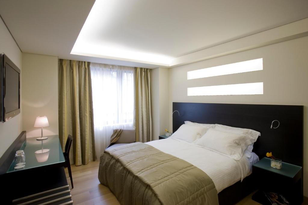 O & B Athens Boutique Hotel