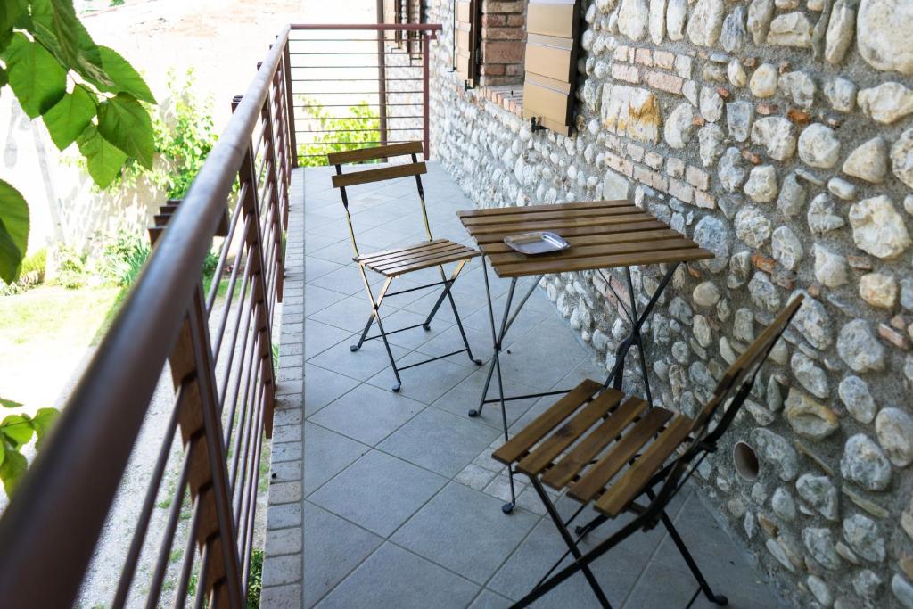 Balkón nebo terasa v ubytování Agriturismo Fogolar da Capo