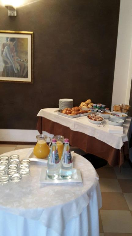 Fotografie z fotogalerie ubytování Hotel Ristorante Centrale v destinaci Vestone