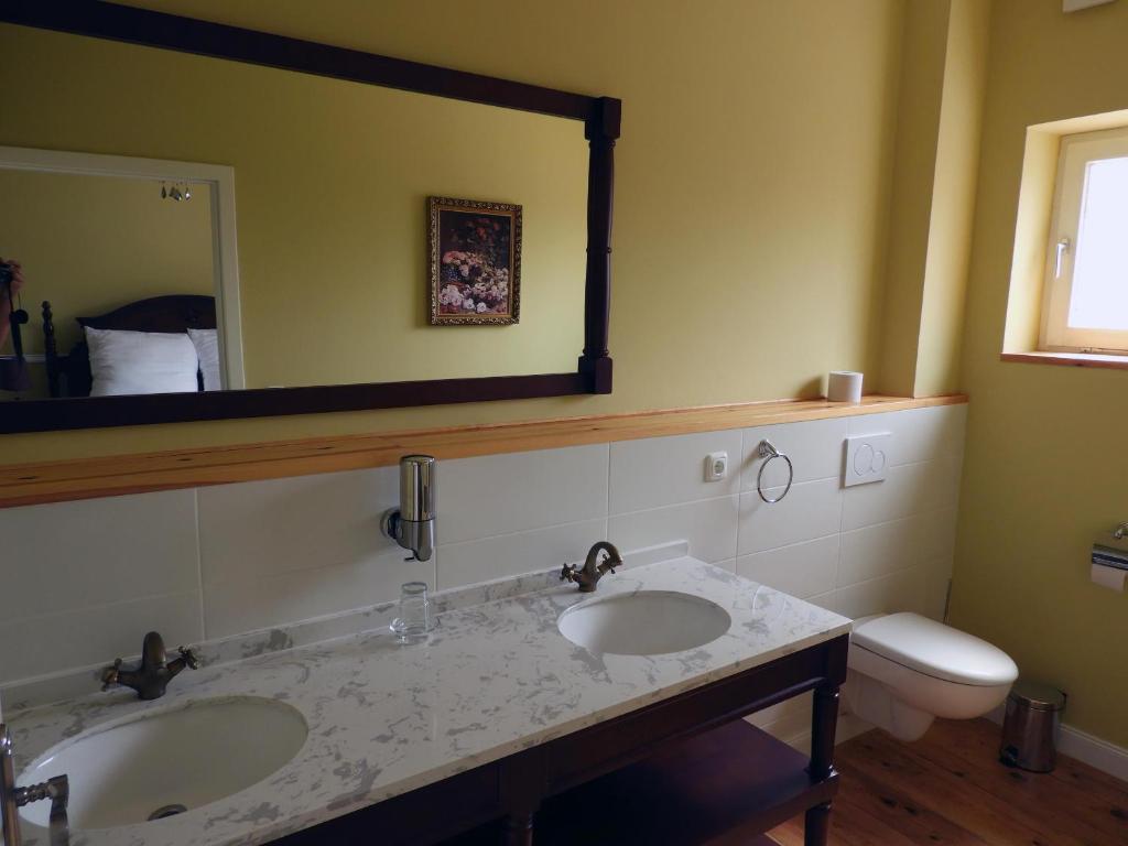 Koupelna v ubytování Hotel Villa Schneverdingen