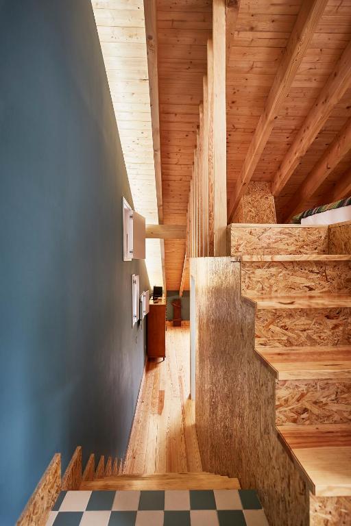 Fence Houses - Loft