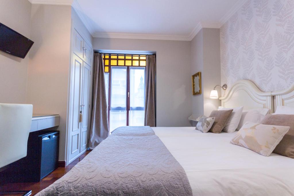 Cuatro Caminos Rooms, Torrelavega – Precios actualizados 2023
