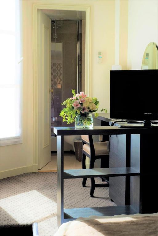 Hôtel Henri IV Rive Gauche - Resim 19