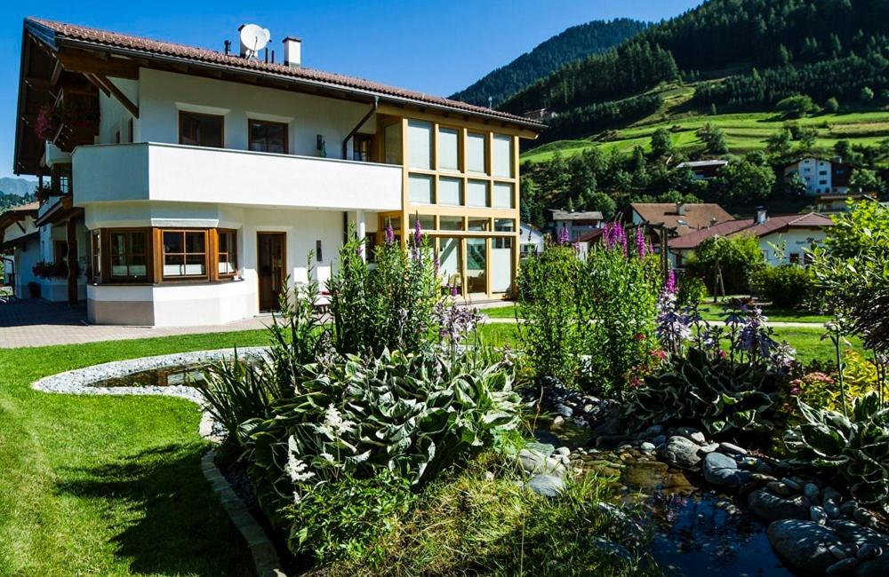 Nespecifikovaný výhled na hory nebo výhled na hory při pohledu z apartmánu