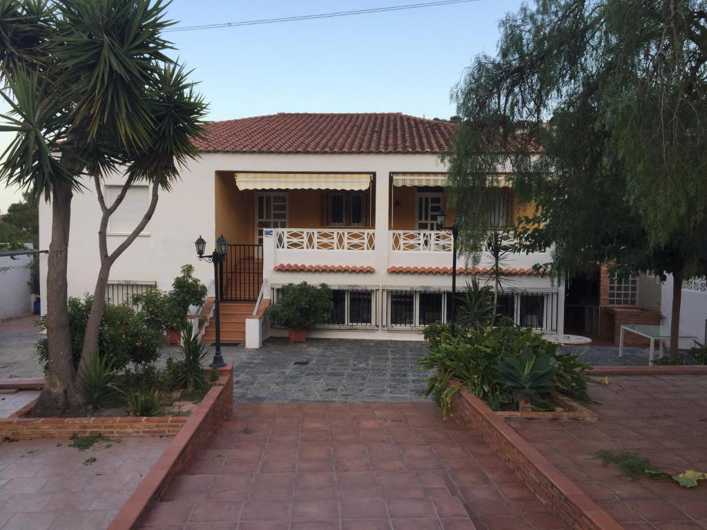 Vacation Home Moya, relax en la Calderona, Gilet, Spain ...