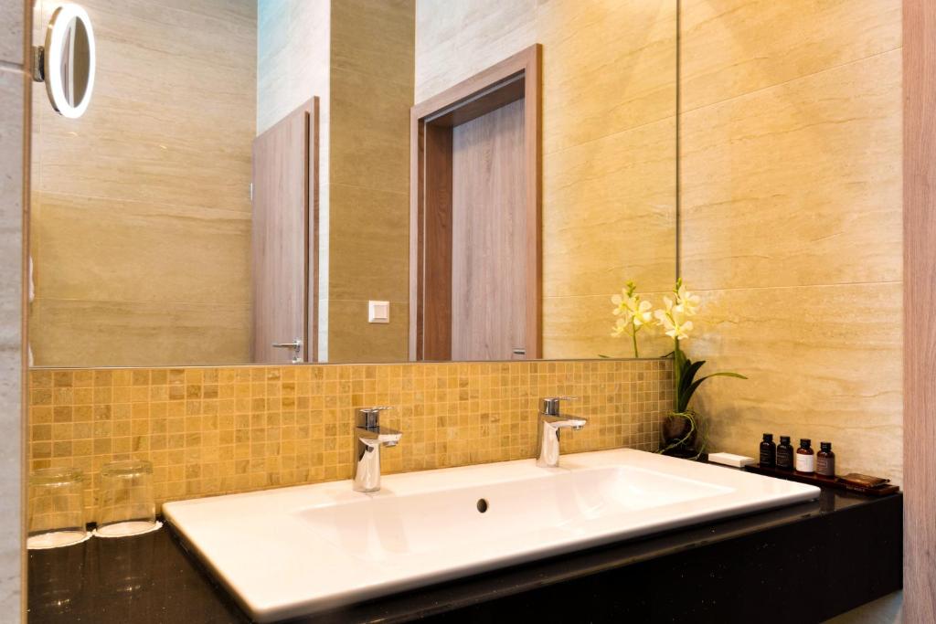 Grid Hotel - Resim 7