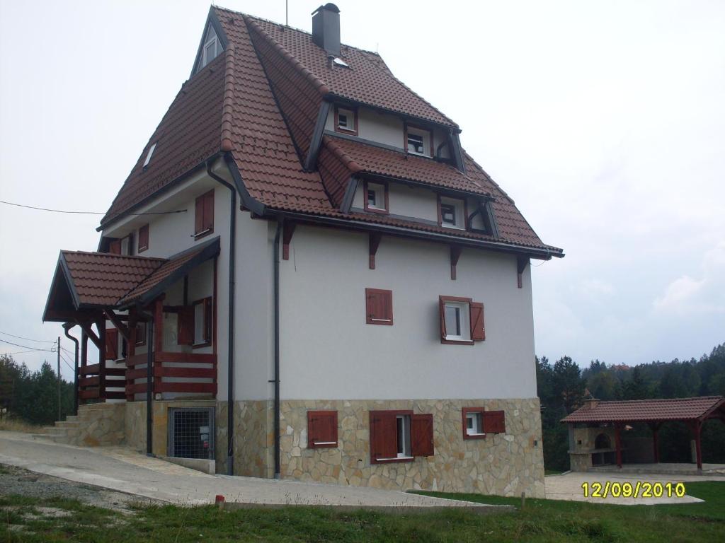 Φωτογραφία από το άλμπουμ του Apartments Marija σε Divčibare