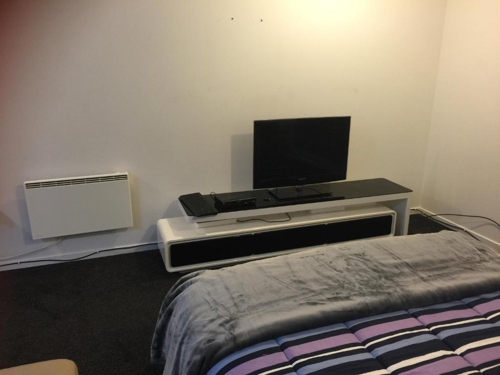K&R Orewa homestay - Budget Double Room