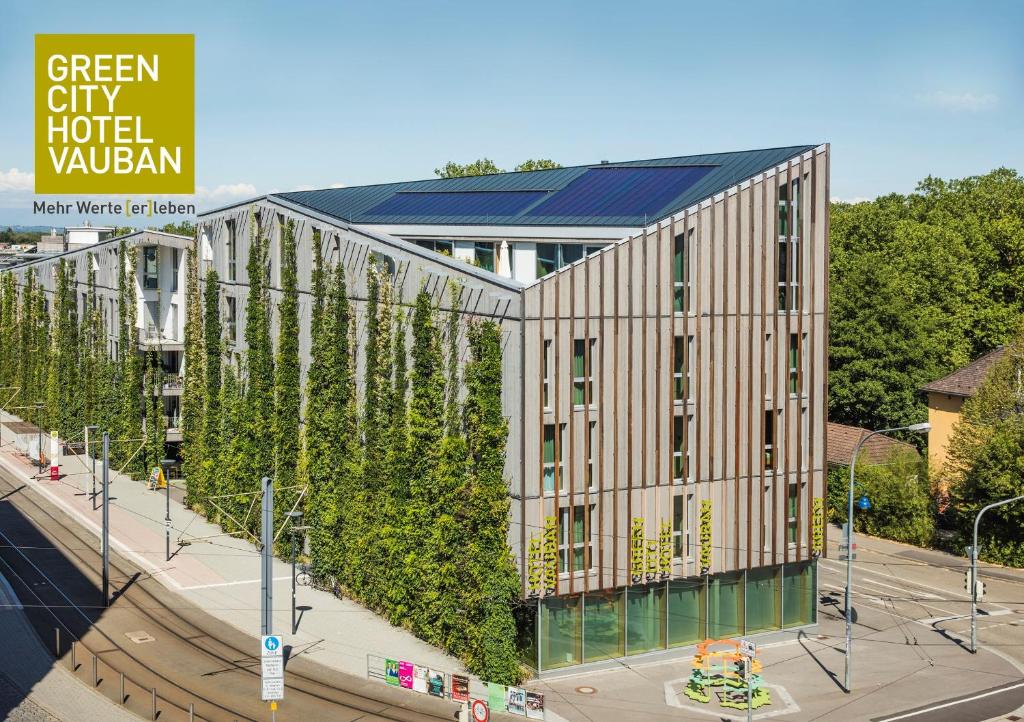 a representación de un vaughan verde de la ciudad en Green City Hotel Vauban, en Freiburg im Breisgau