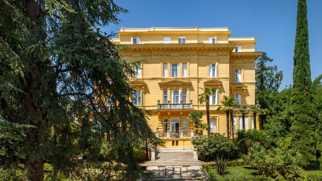 Vonkajšia záhrada v ubytovaní Villa Amalia - Liburnia