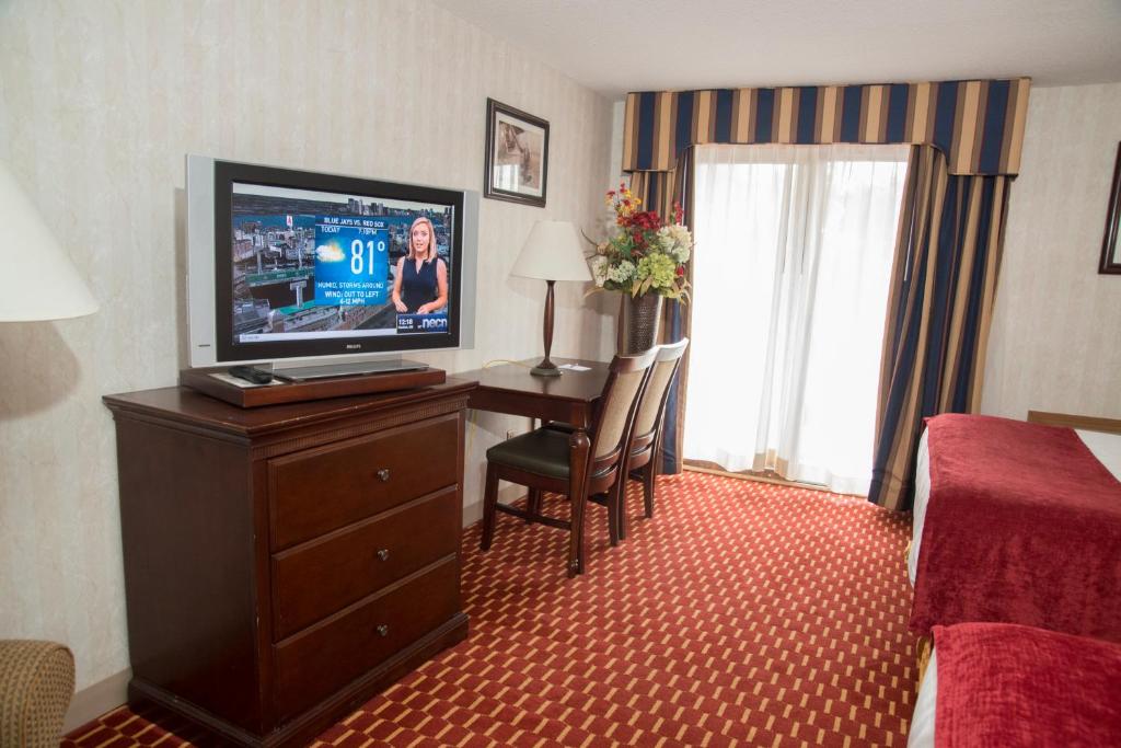 Hampton Falls Inn photo