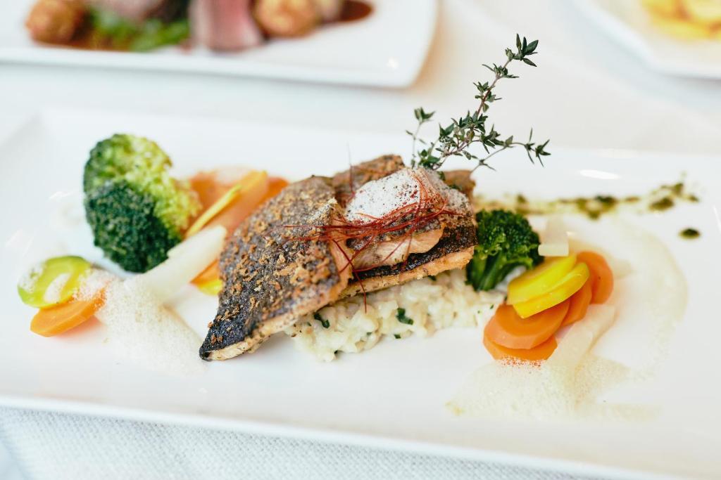 Cibo presso la locanda o nelle vicinanze