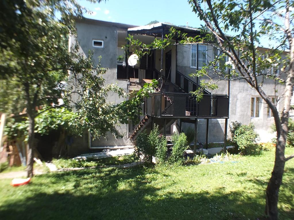 Zahrada ubytování Gogi Jafaridze's Guesthouse