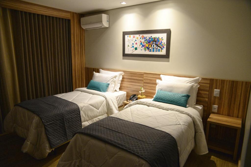 Dubai Suites