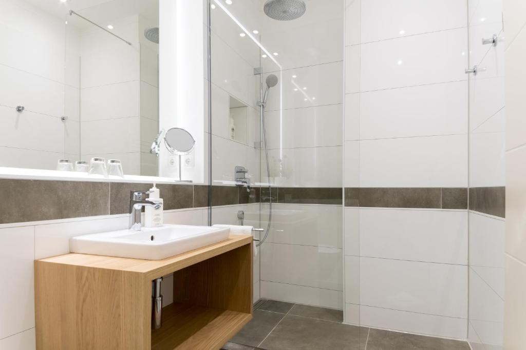 Hotel zum Kuhhirten - Resim 7