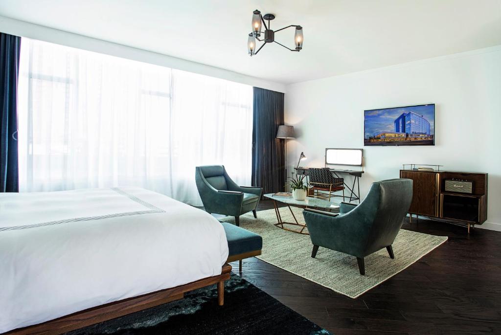 Thompson Nashville, by Hyatt - 
