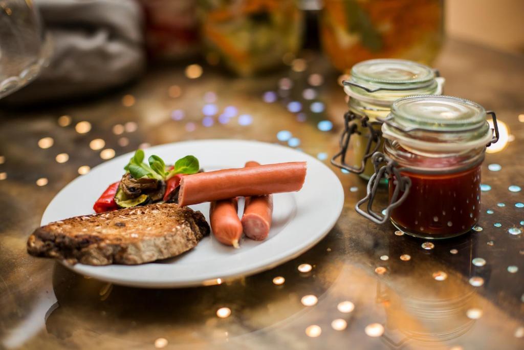 Hotel U Zlateho jelena - Resim 17