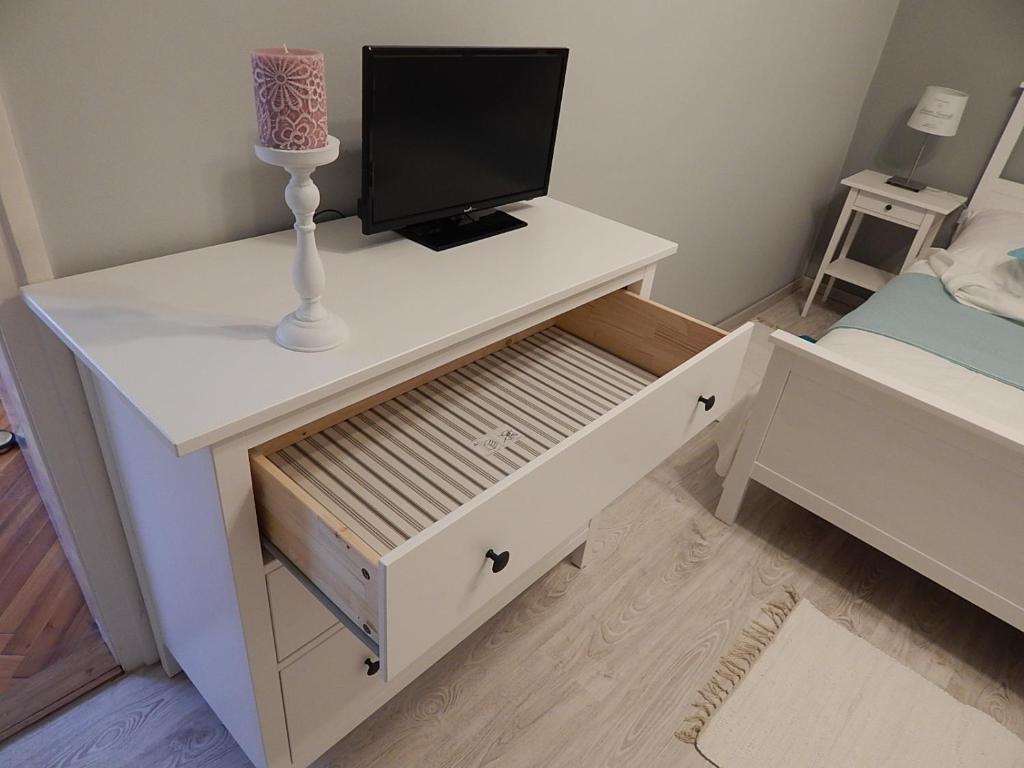 TV a/nebo společenská místnost v ubytování Ferencesek apartman