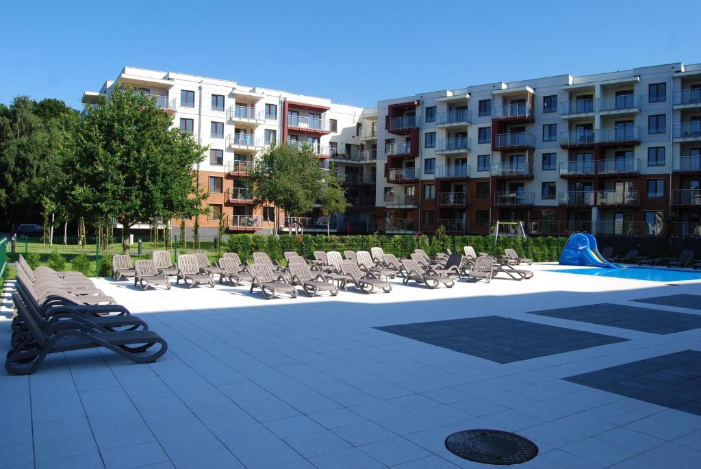 Bazén v ubytovaní Apartament Piaskowy Polanki Park alebo v jeho blízkosti