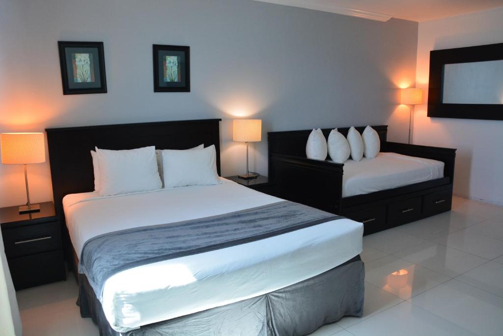 New Point Miami Beach Apartments - Studio With Balcony