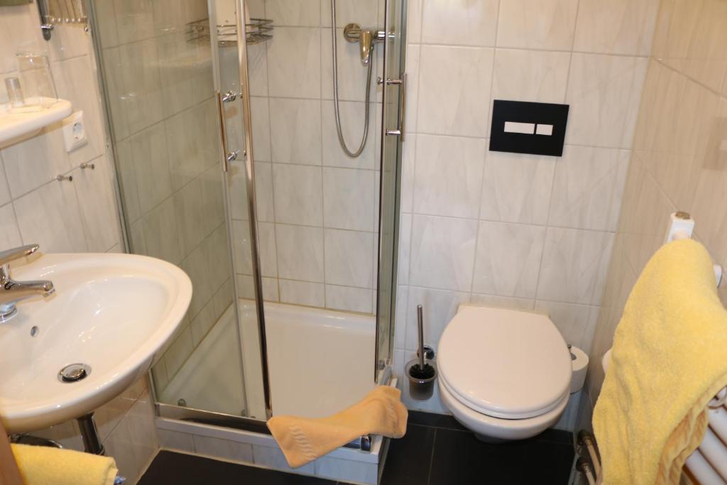 Koupelna v ubytování Hotel Brigitte