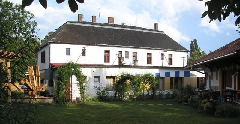 Budova, kde se hostel nachází