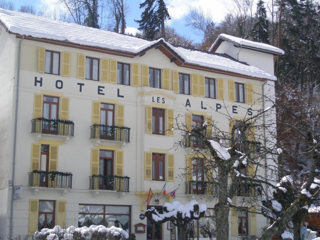 Hotel des Alpes v zimě