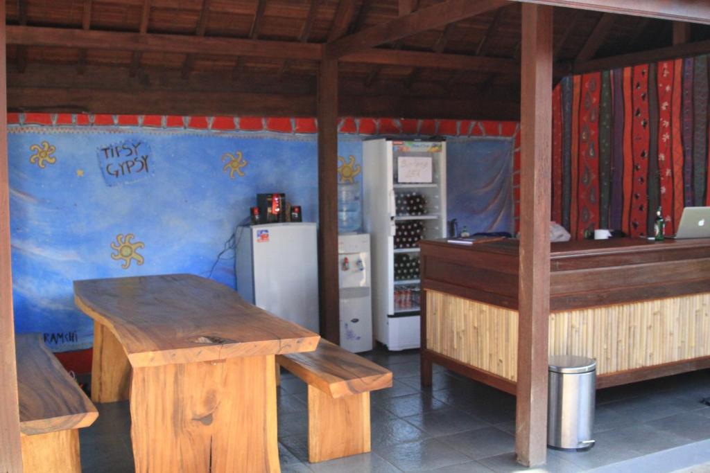Kuchyň nebo kuchyňský kout v ubytování The Tipsy Gypsy Hostel