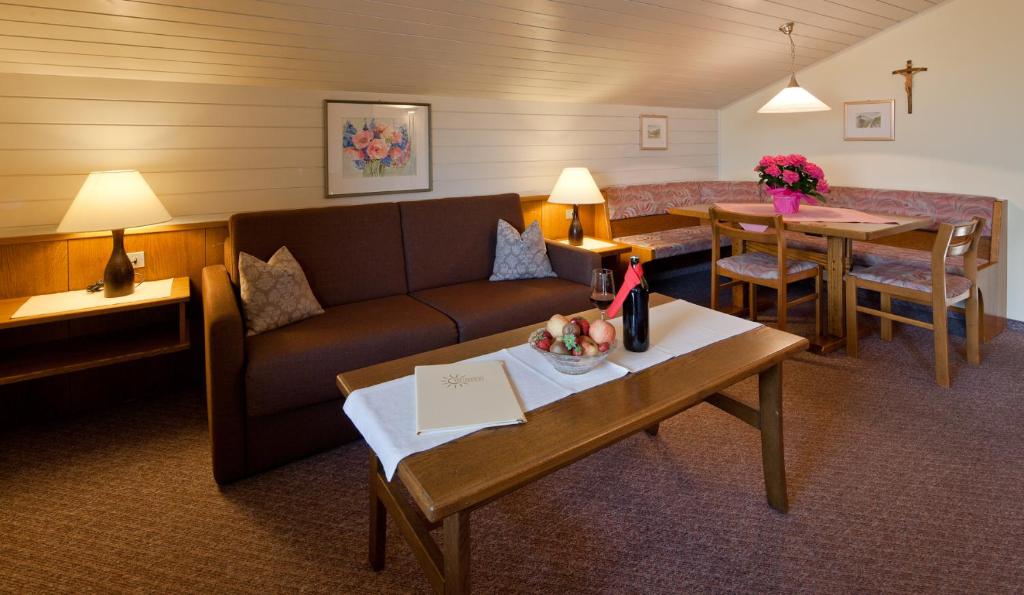 Posezení v ubytování Hotel & Appartement Valtnaungut