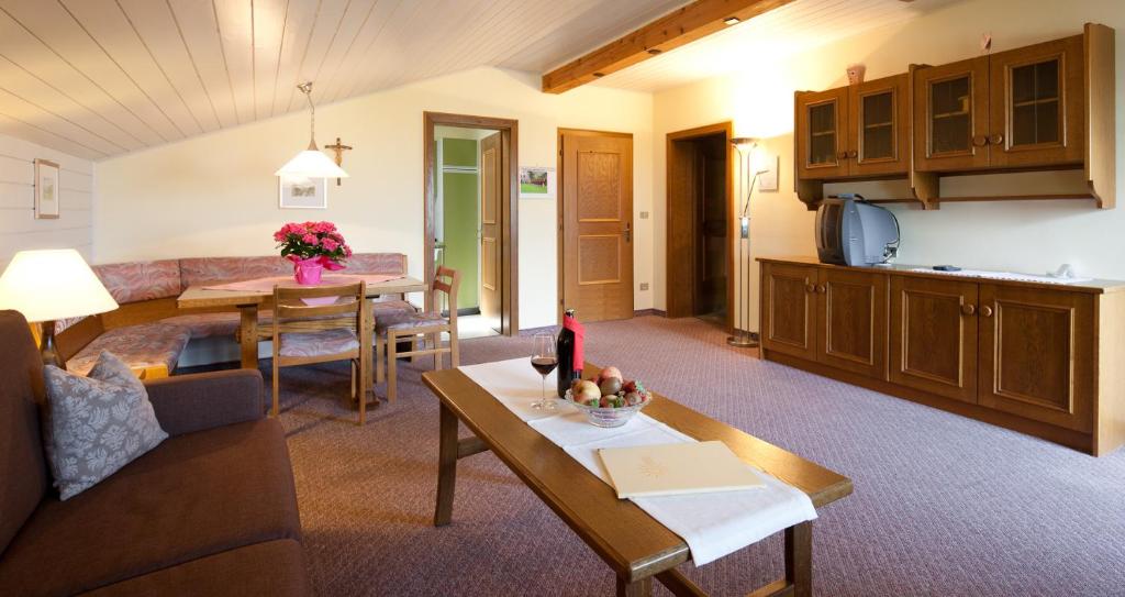 Kuchyň nebo kuchyňský kout v ubytování Hotel & Appartement Valtnaungut