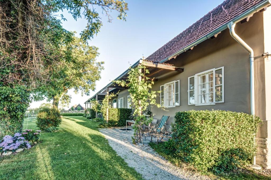 Zahrada ubytování Winzarei, Weingut Tement