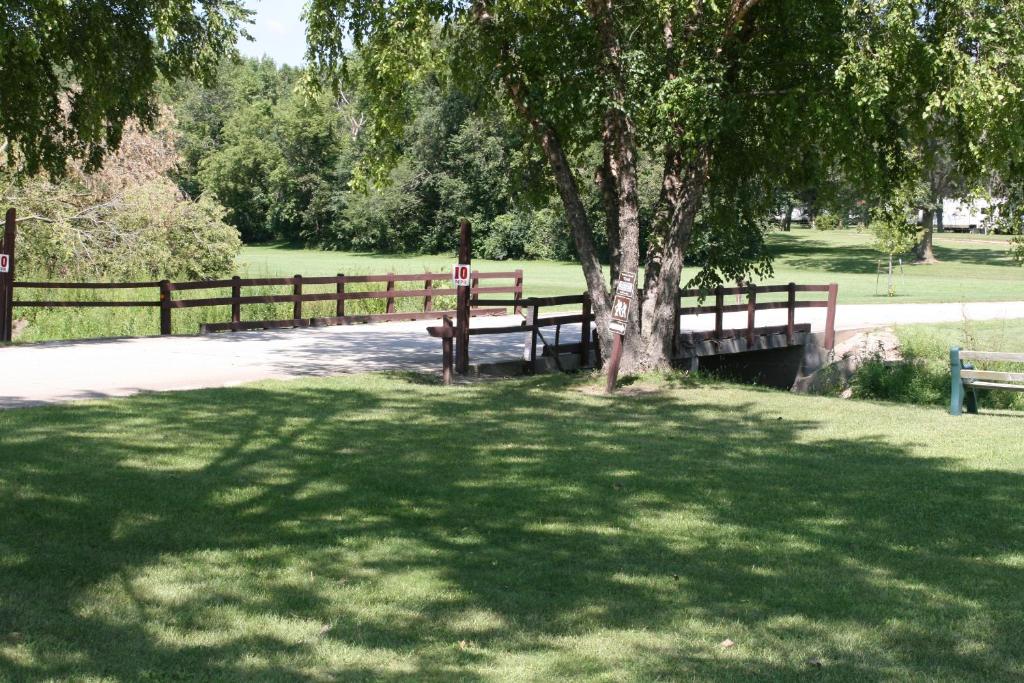 Zahrada ubytování Pine Country Camping Resort