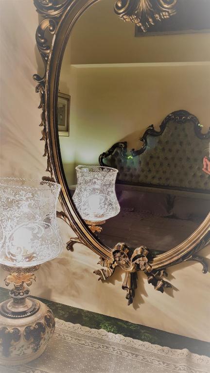 Gran Suite Piazza Maggiore - T&T communications - Standard Double Room With Shared Bathroom