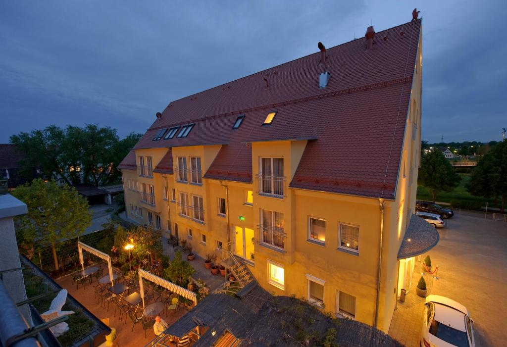 Budova, kde se hotel nachází