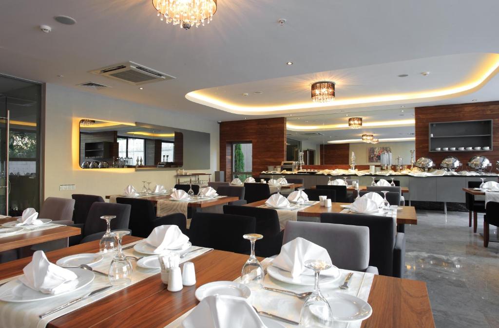 Restaurace v ubytování Mimi Hotel Ankara