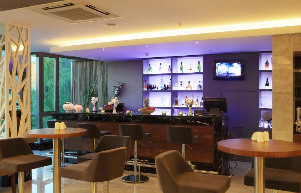 Nápoje v ubytování Mimi Hotel Ankara