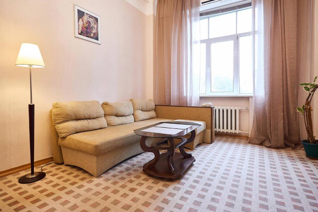 Home Hotel Apartments on Khreshchatyk Area - One-Bedroom Apartment - Khreshchatik Street 27