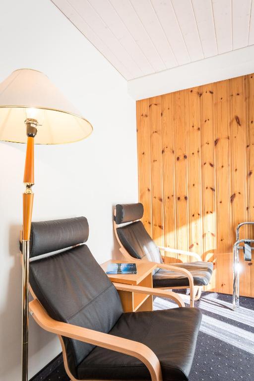 Posedenie v ubytovaní Hotel Oberland