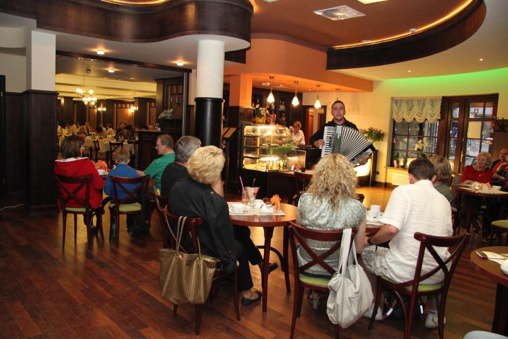 Hostia v ubytovaní Hotel Kryształ Conference & Spa