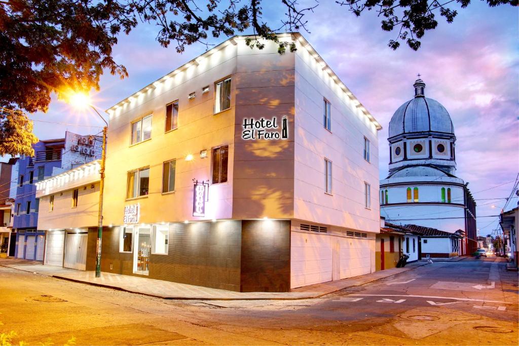 Budova, kde se hotel nachází