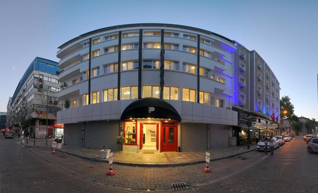 Budova, kde se hotel nachází