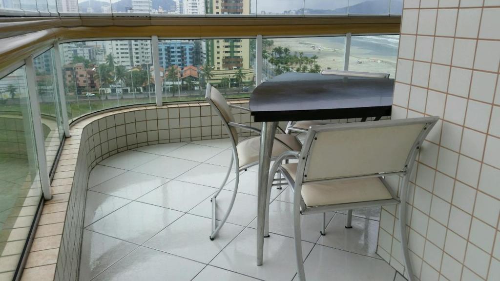  Apartamento frente ao mar