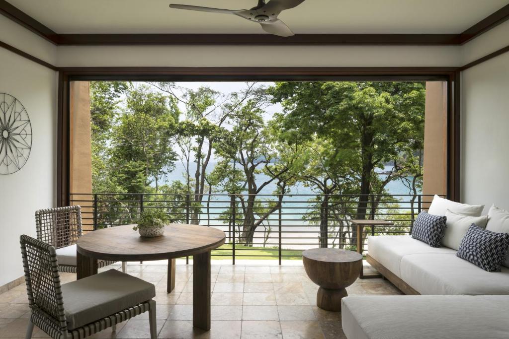 Four Seasons Resort Peninsula Papagayo, Costa Rica photo 5