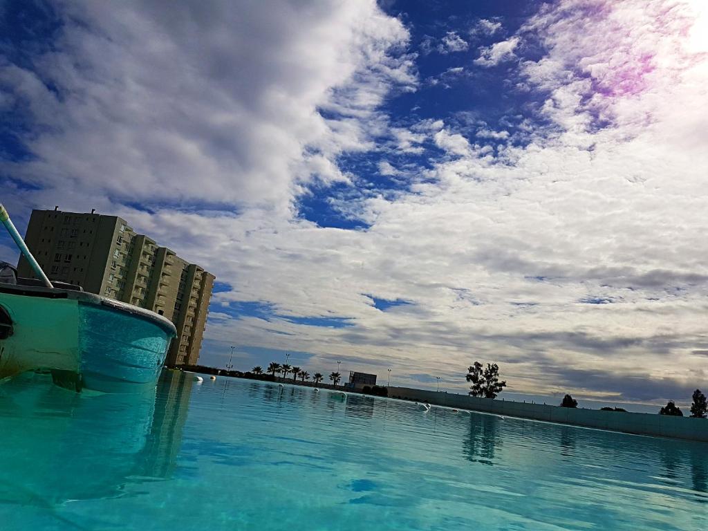 Bazén v ubytování Papudo Laguna VISTA AL MAR Y PISCINA nebo v jeho okolí