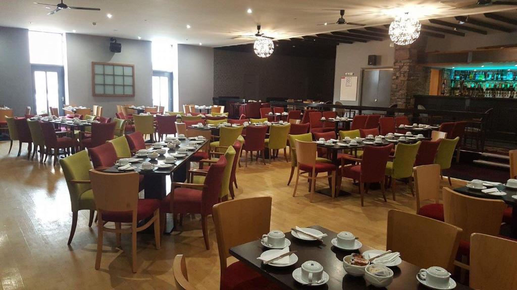 Restaurace v ubytování Royal Hotel