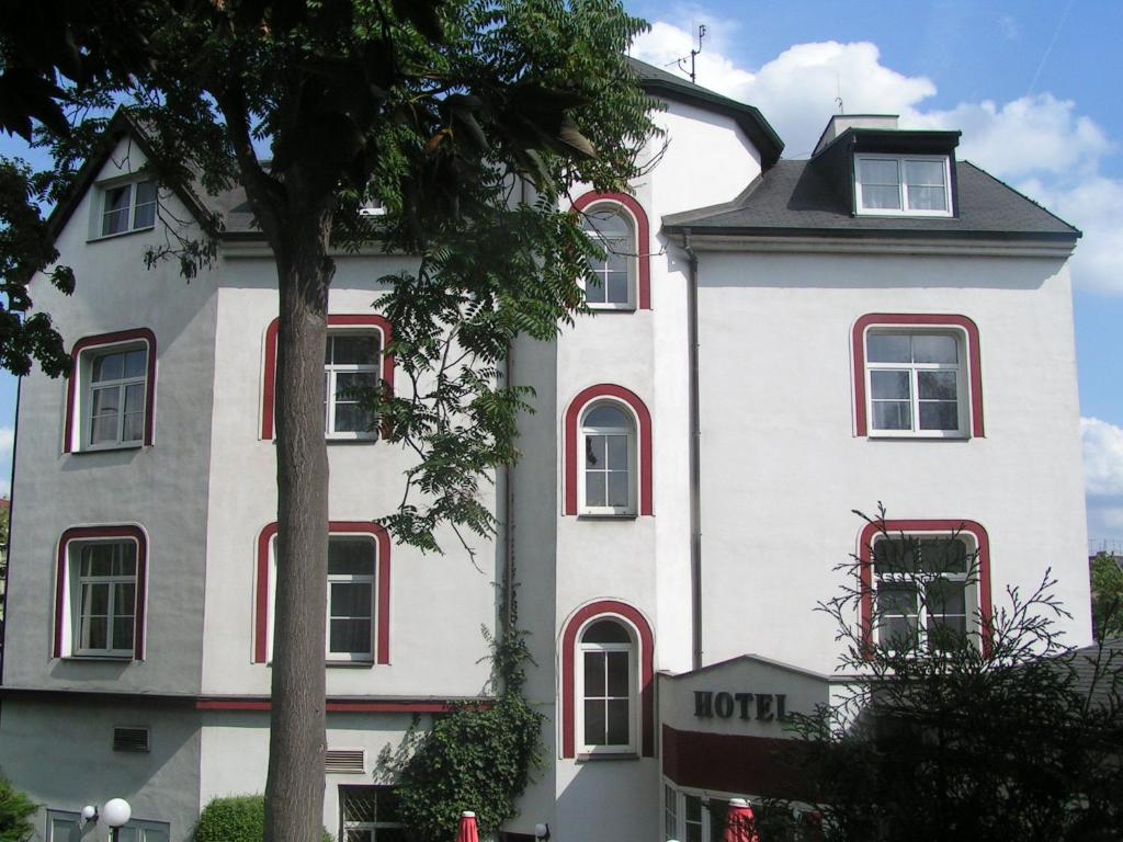 Budova, kde se hotel nachází