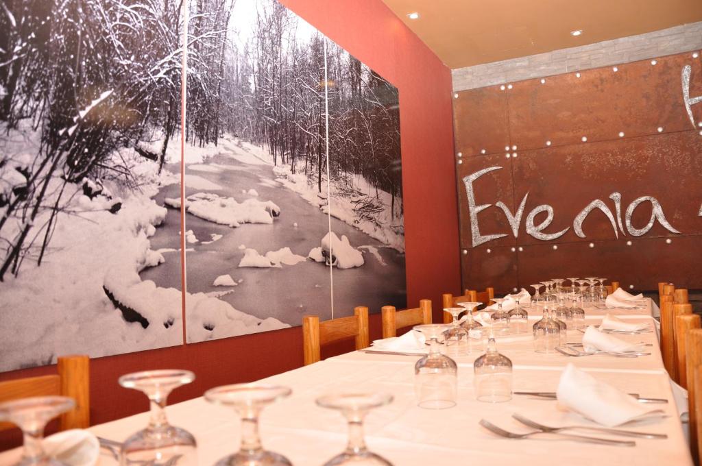 Restaurace v ubytování Evenia Monte Alba