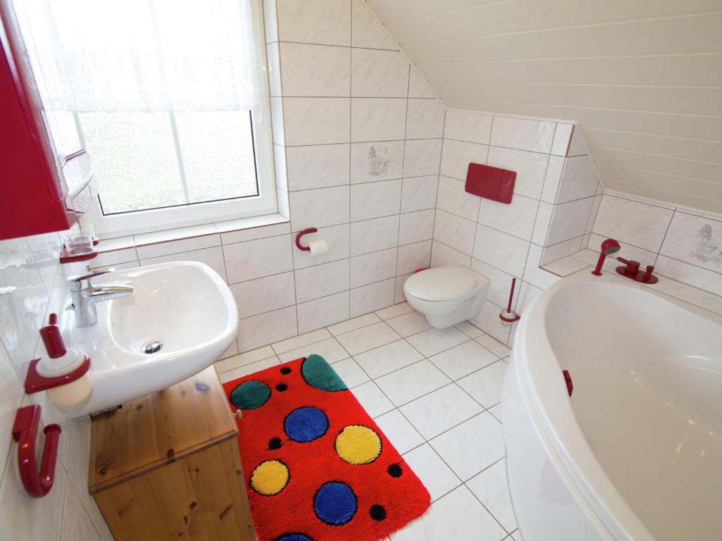 Koupelna v ubytování Holiday Home in Buchenberg near Forest